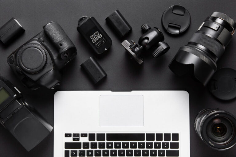 Pierwsze kroki w fotografii – czyli jaki sprzęt wybrać na początek?